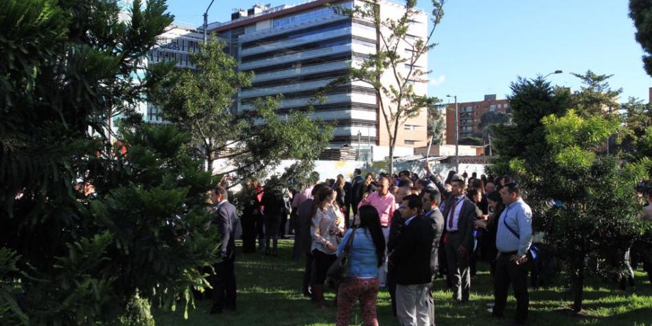 Reportan fuerte temblor sentido en Bucaramanga, Manizales y Medellín.