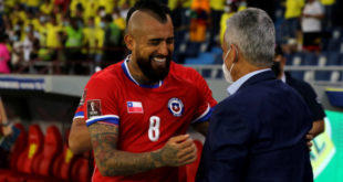 El gestazo de los jugadores de Chile con Reinaldo Rueda
