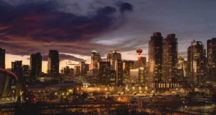 hoteles en Calgary, ciudad atardecer